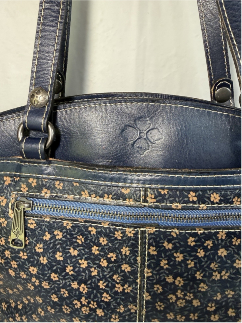Patricia Nash POPPY Tote Shoulder Bag navy floral - Picture 4 of 16